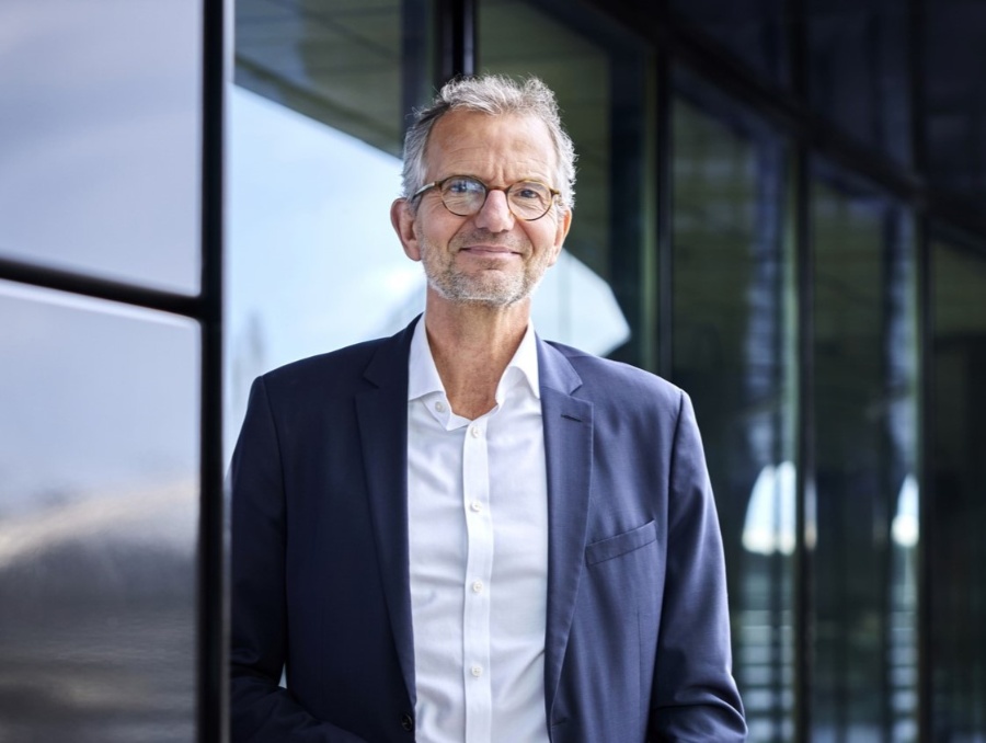 Jean-Pierre Kempeneers - 首席企業事務官